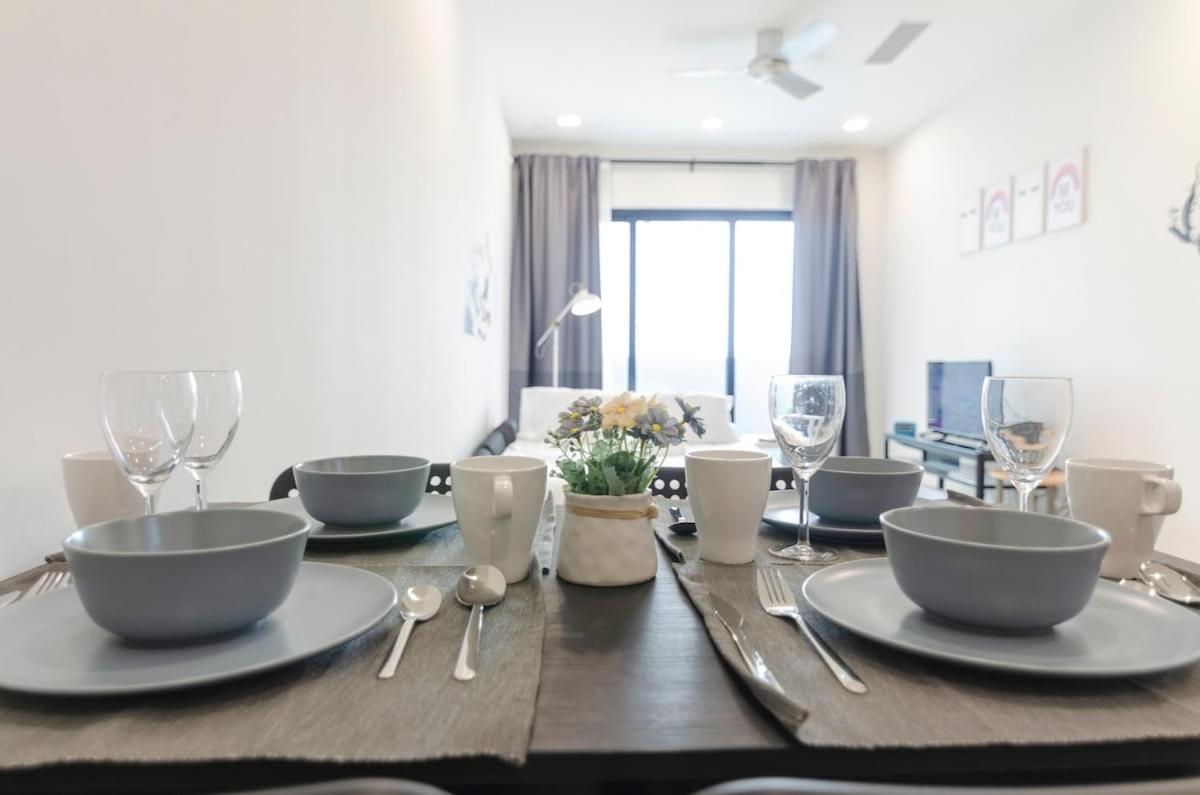 Totoro Theme Suite In Suasana Jb Johor Bahru Kültér fotó