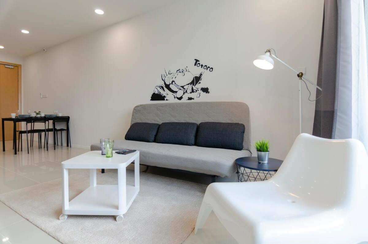 Totoro Theme Suite In Suasana Jb Johor Bahru Kültér fotó