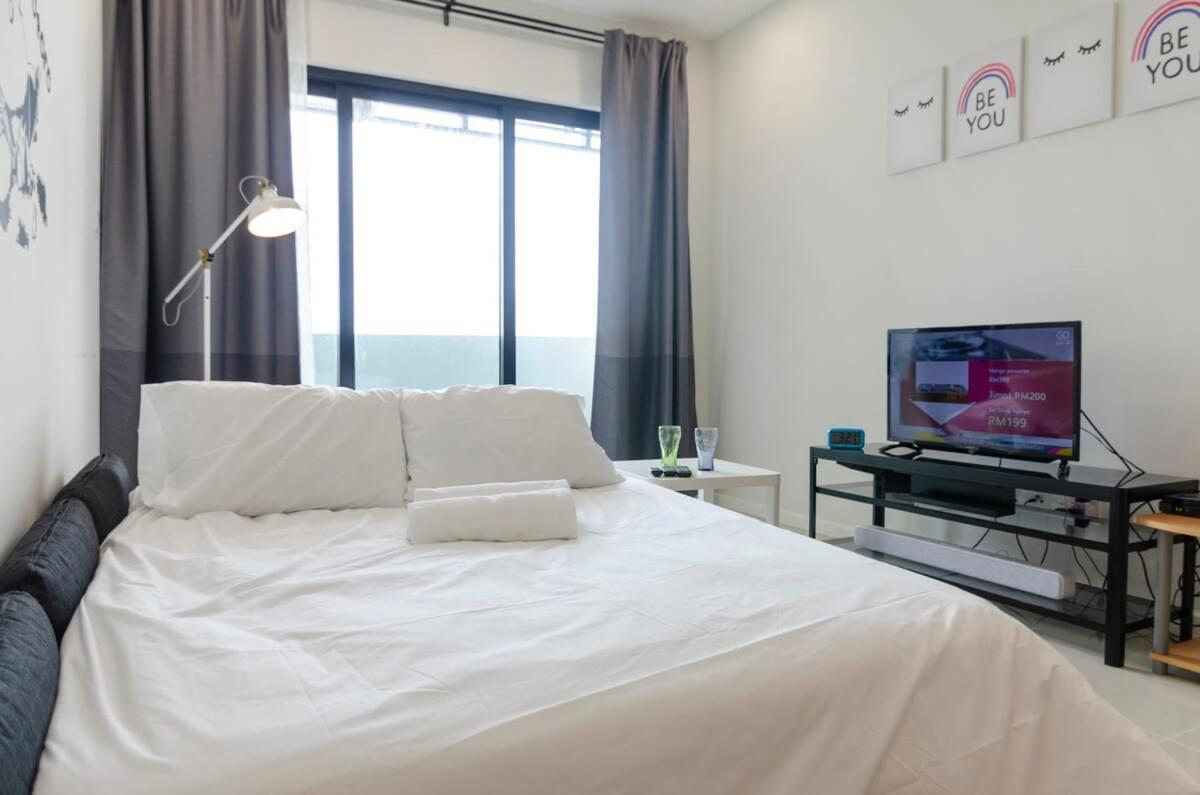Totoro Theme Suite In Suasana Jb Johor Bahru Kültér fotó